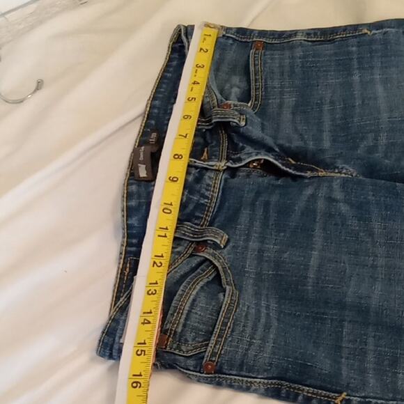 Levi Juniors 11/30 Demi Curve Low Rise Bootcut Skinny Classic Blue Jeans. Casual - Picture 7 of 9